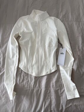 ALO Yoga Cream High-Collar Zip Front Active Jacket